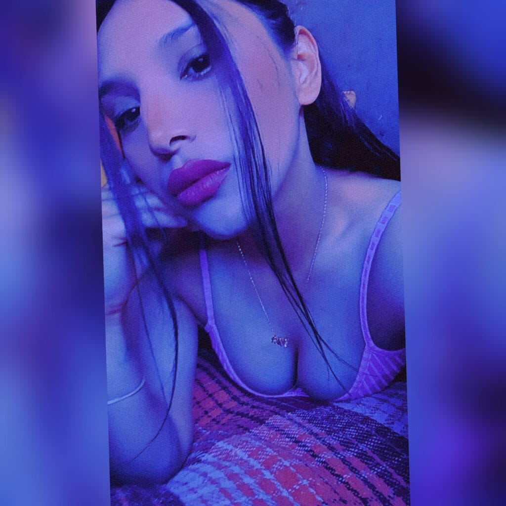Andrea Escamilla OnlyFans - @andreaescamilla