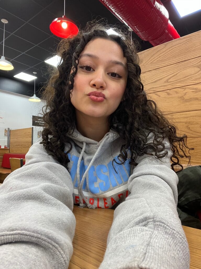 Bri OnlyFans - @brinextdoor