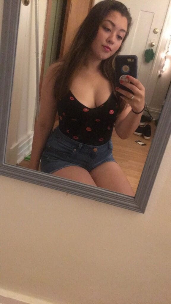 Elizabeth Grey OnlyFans - @lizziegrey