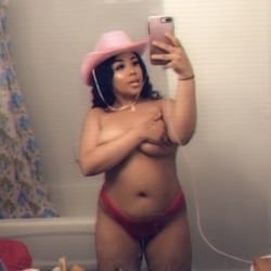 Lexiloves OnlyFans - @lexiluv