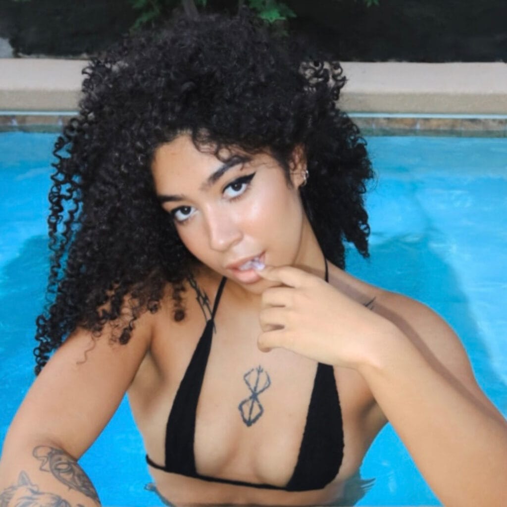 Frizzy OnlyFans - @missfrizz