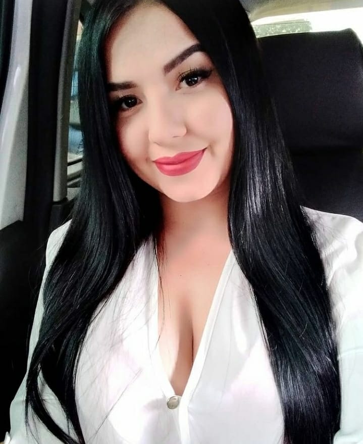 Mia OnlyFans - @miarivero